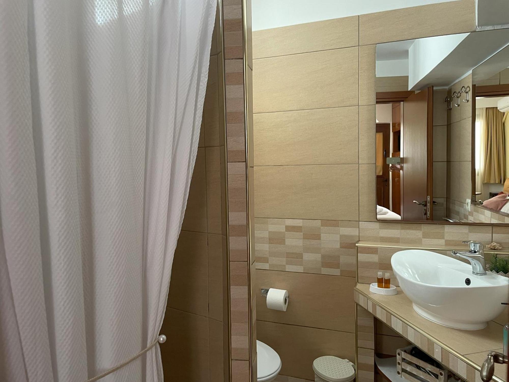 Nikelen Lindian Exclusive Apartments ลินดอส ภายนอก รูปภาพ