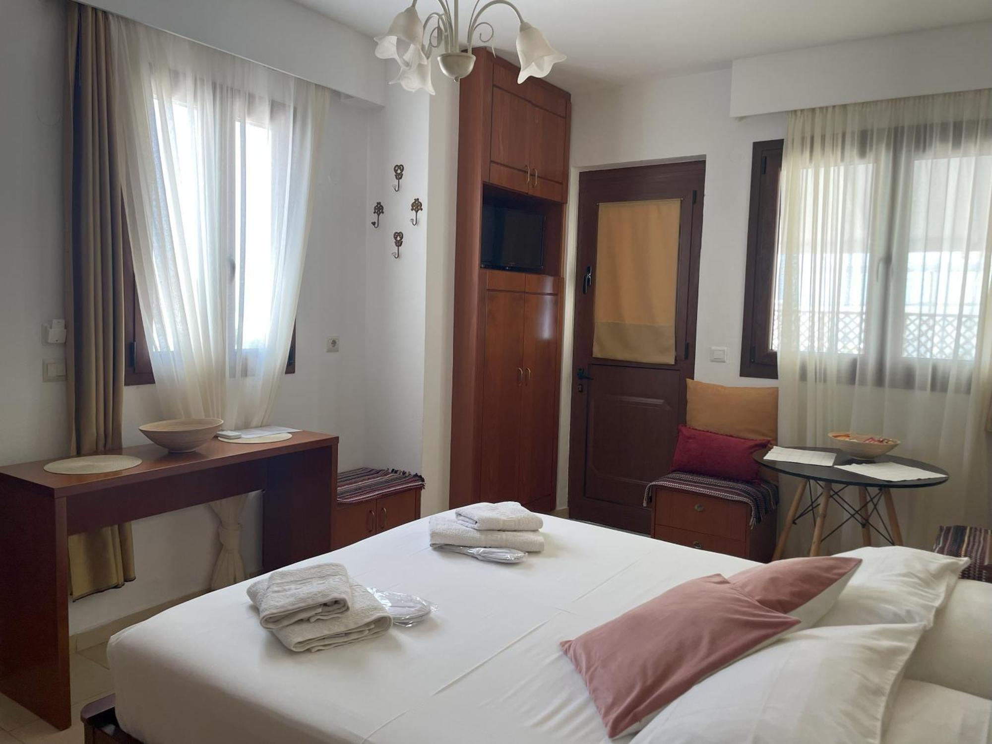 Nikelen Lindian Exclusive Apartments ลินดอส ภายนอก รูปภาพ